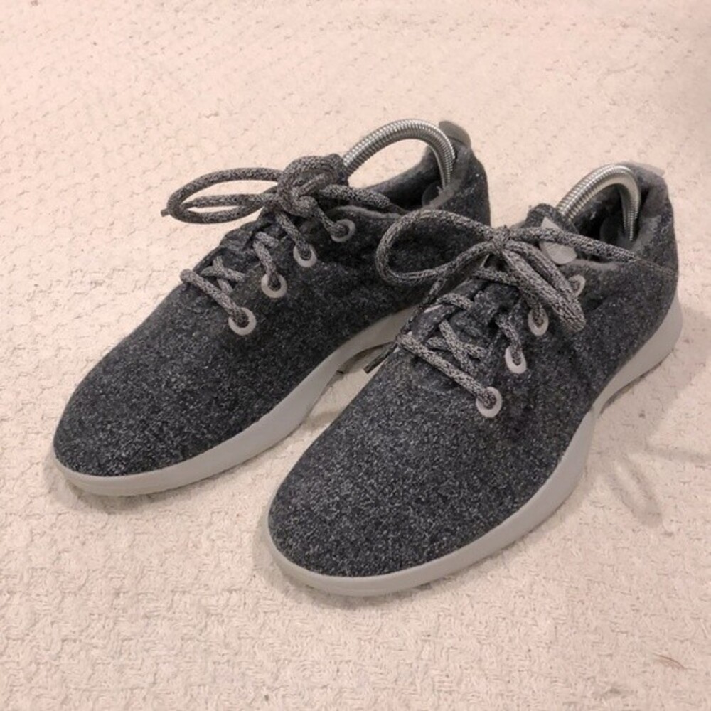 Allbirds Shoes Women’s Wool Runners Natural Grey with Light Grey Sole Size 9